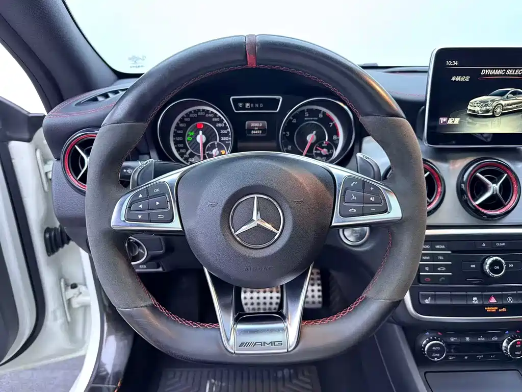 Mercedes-Benz CLA AMG — миниатюра 6