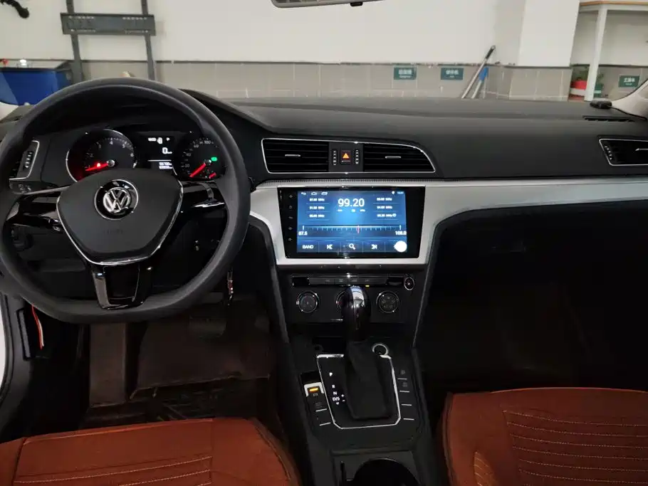 Volkswagen Lamando — миниатюра 12