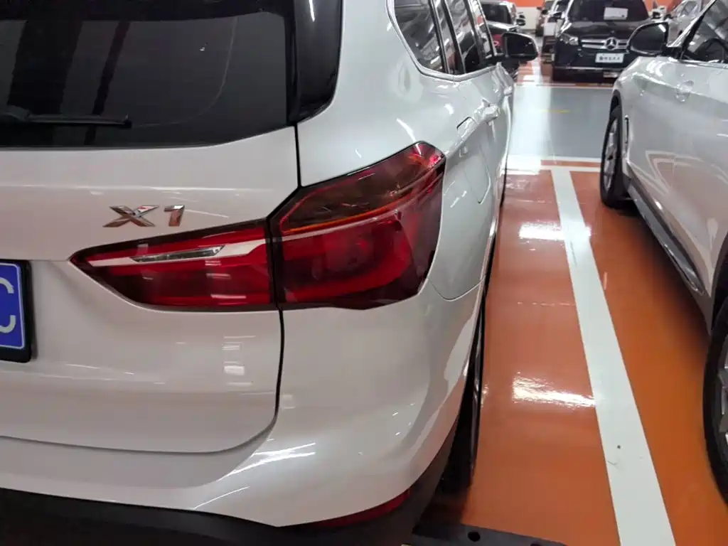 BMW X1 — миниатюра 8