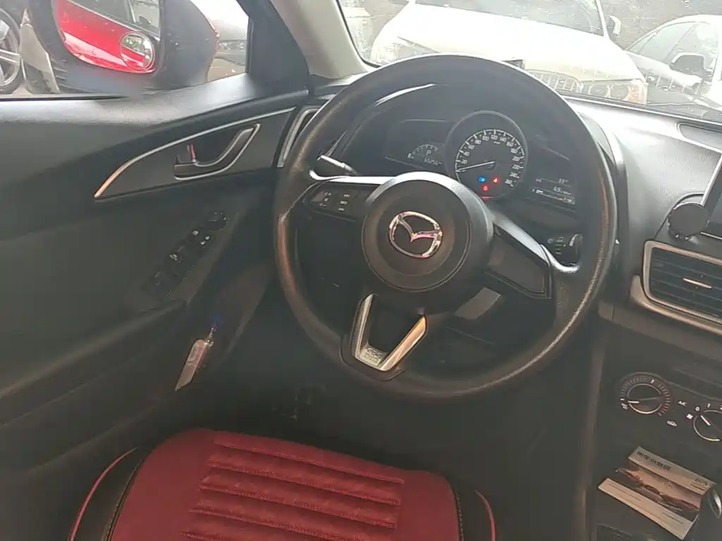 Mazda 3 Axela — миниатюра 11