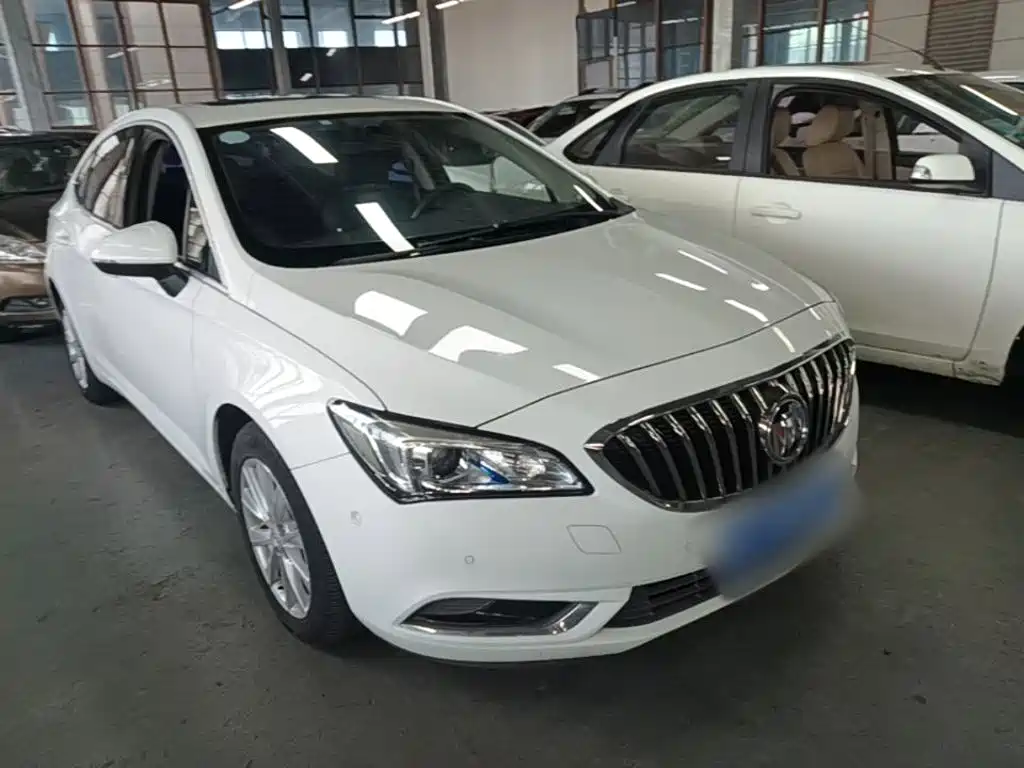 Buick Verano — миниатюра 4