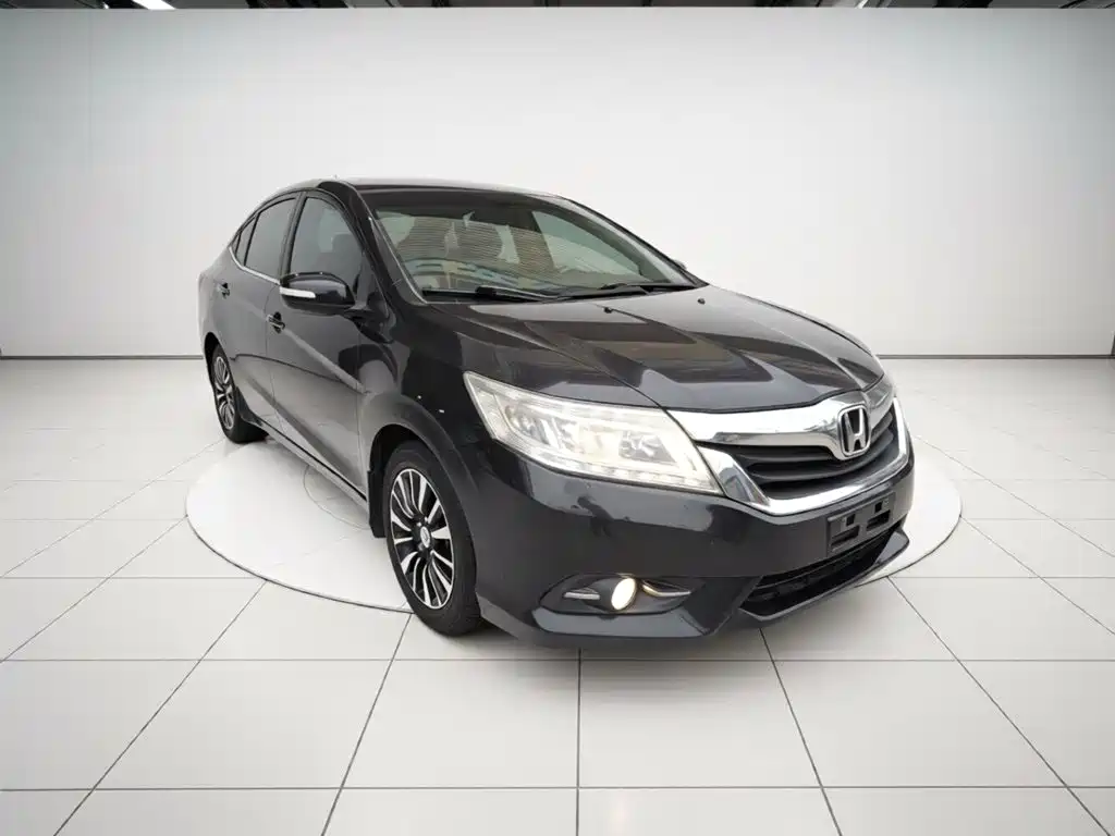 Honda Crider 2013 1.8L AT Luxury