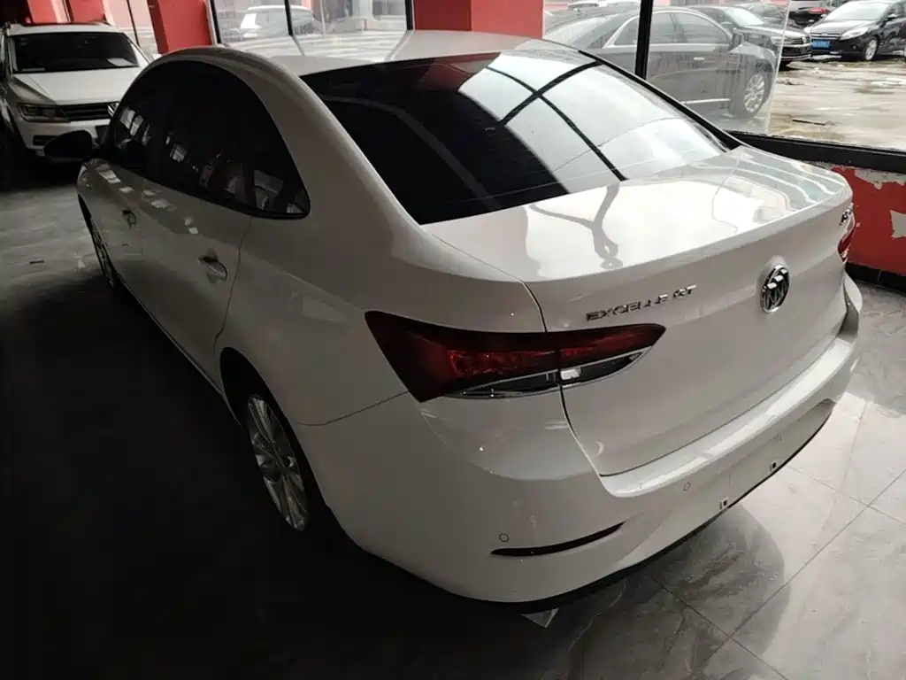 Buick Excelle — миниатюра 5
