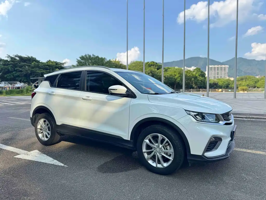 Geely Binyue — миниатюра 3