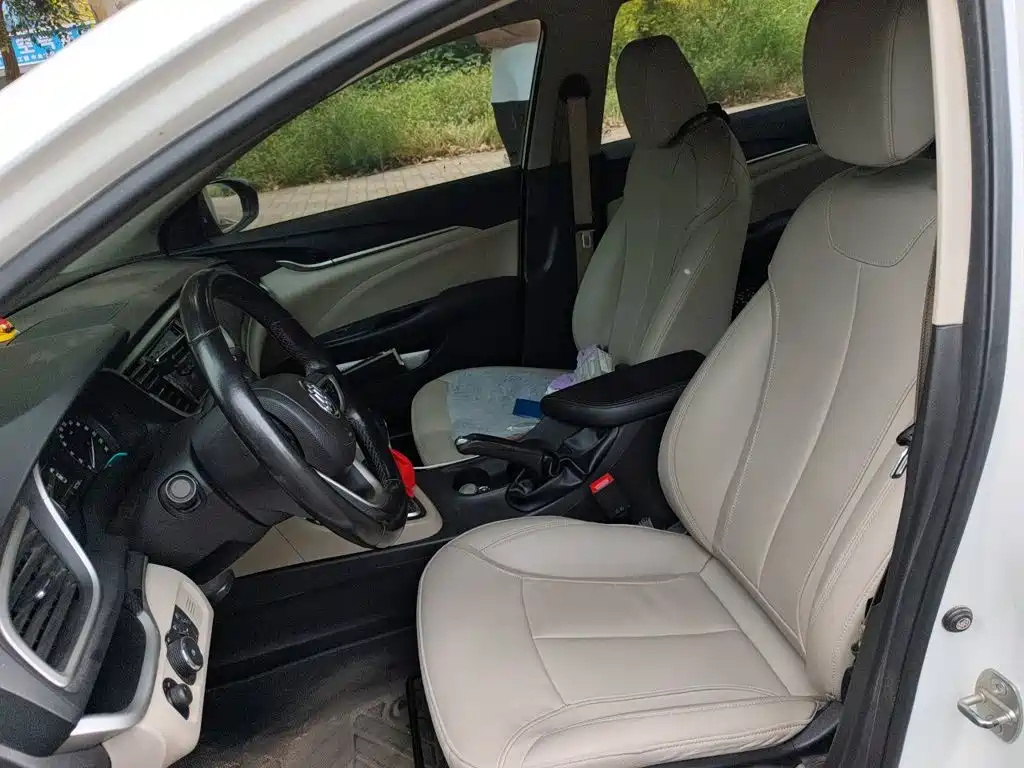 Buick Excelle — миниатюра 16
