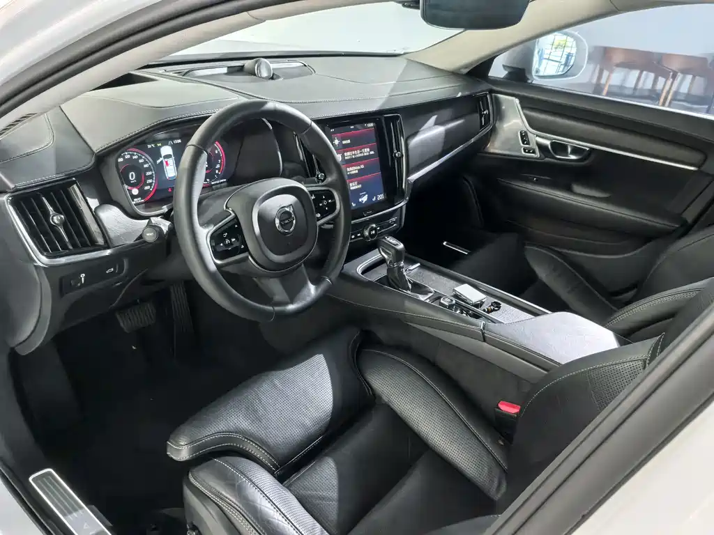 Volvo V90 — миниатюра 9