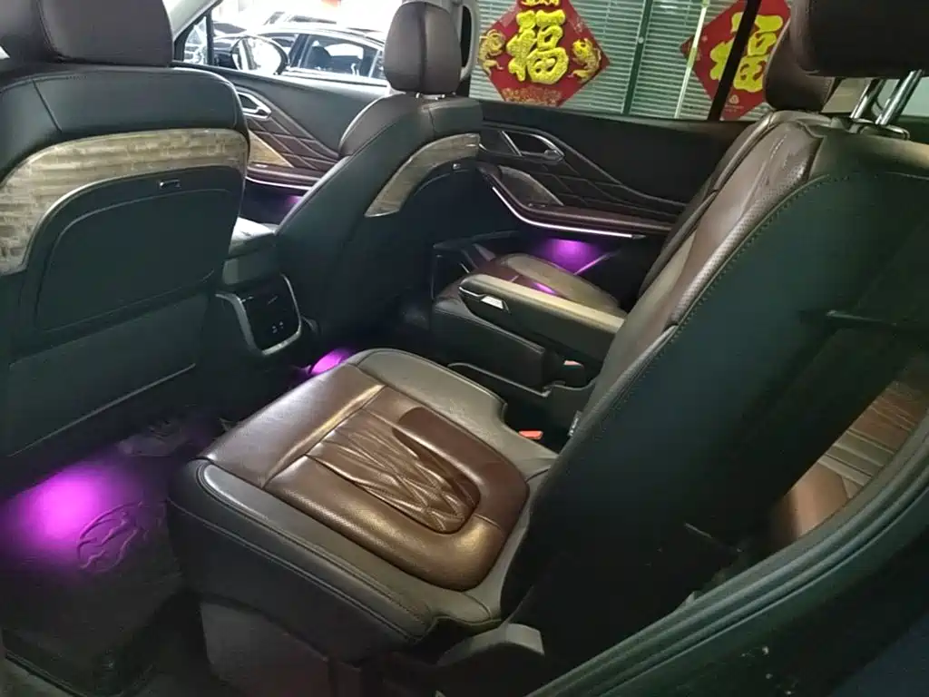 Hongqi Hongqi HS7 — миниатюра 17