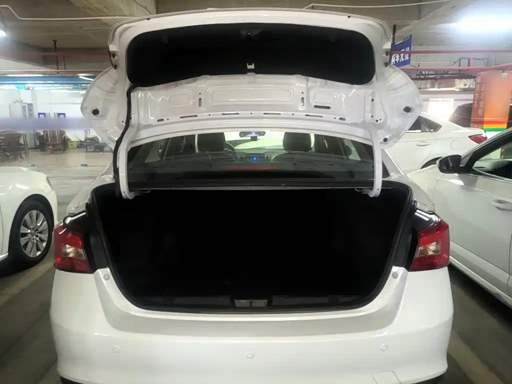 Chery Arrizo 5 — миниатюра 19