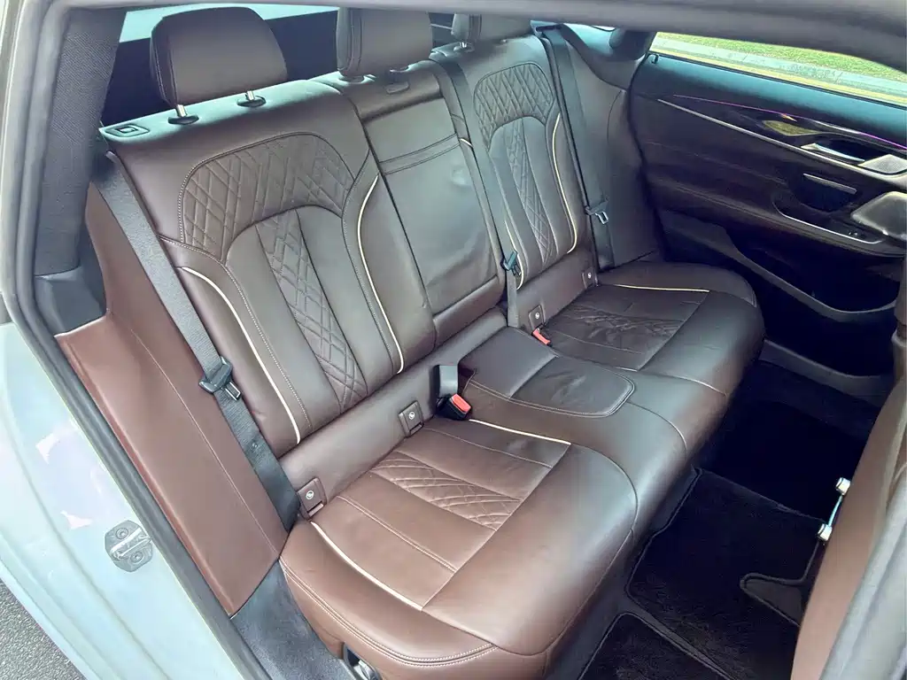 BMW 6 Series GT — миниатюра 19
