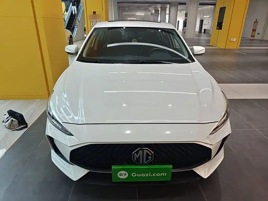 MG MG5 — миниатюра 3