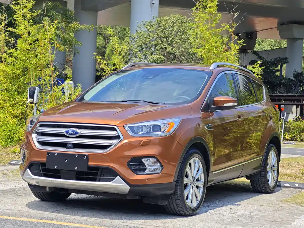 Ford Kuga 2016