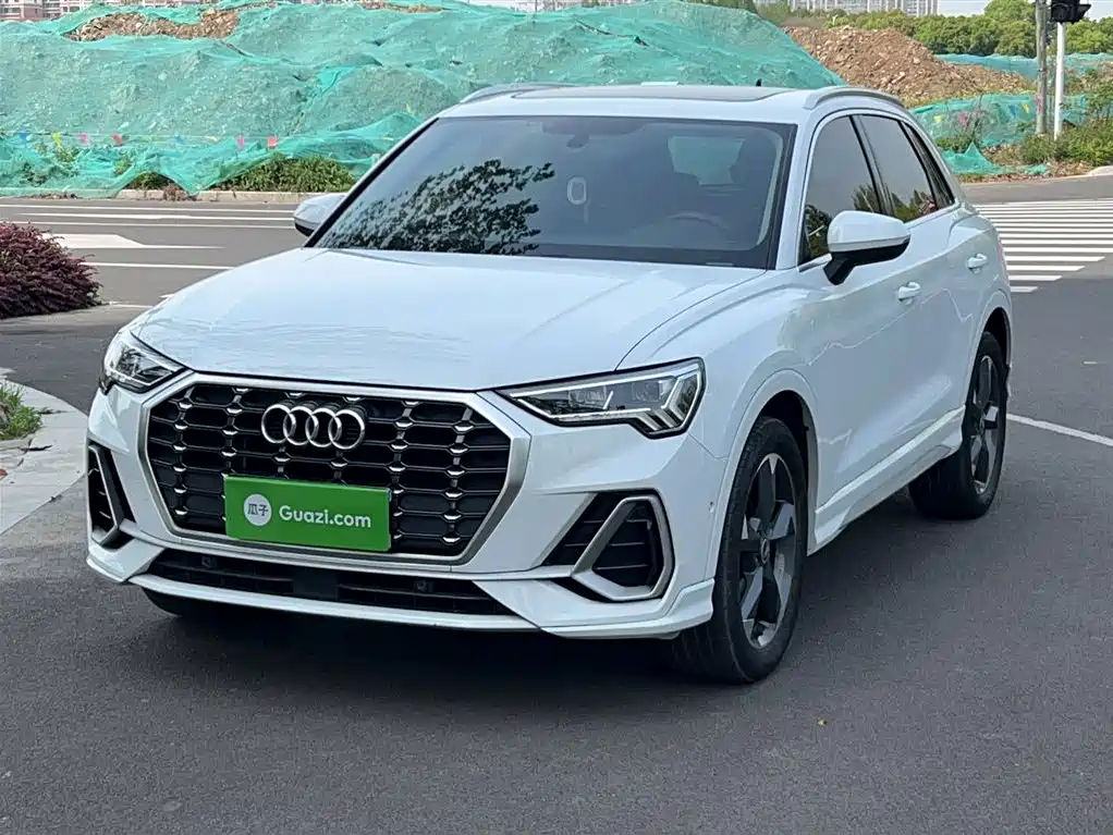 Audi Q3 2021