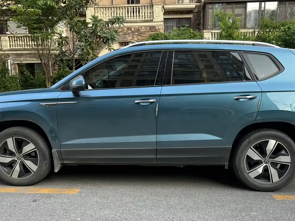 Volkswagen Tharu 2019 280TSI Comfort V