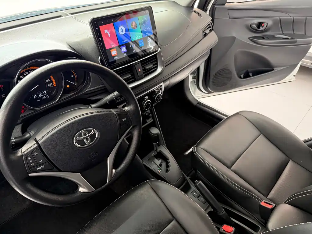 Toyota Yaris L — миниатюра 12