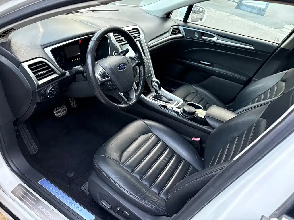 Ford Mondeo — миниатюра 4