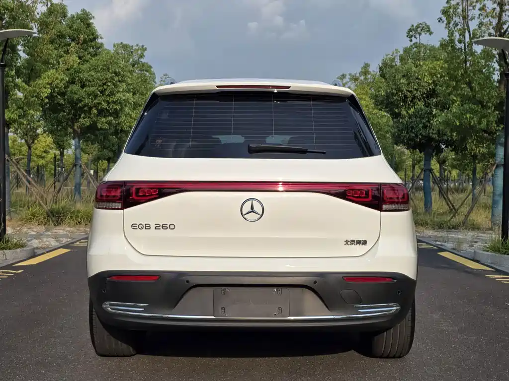 Mercedes-Benz EQB — миниатюра 5