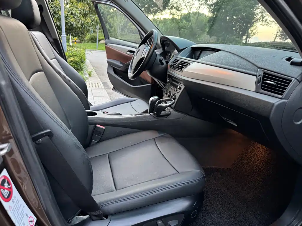 BMW X1 sDrive18i Fashion Type, фото 10