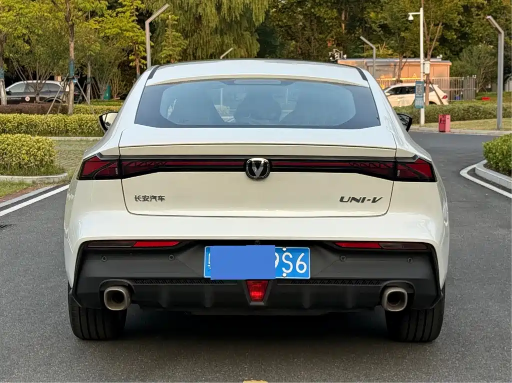 Changan UNI-V — миниатюра 5