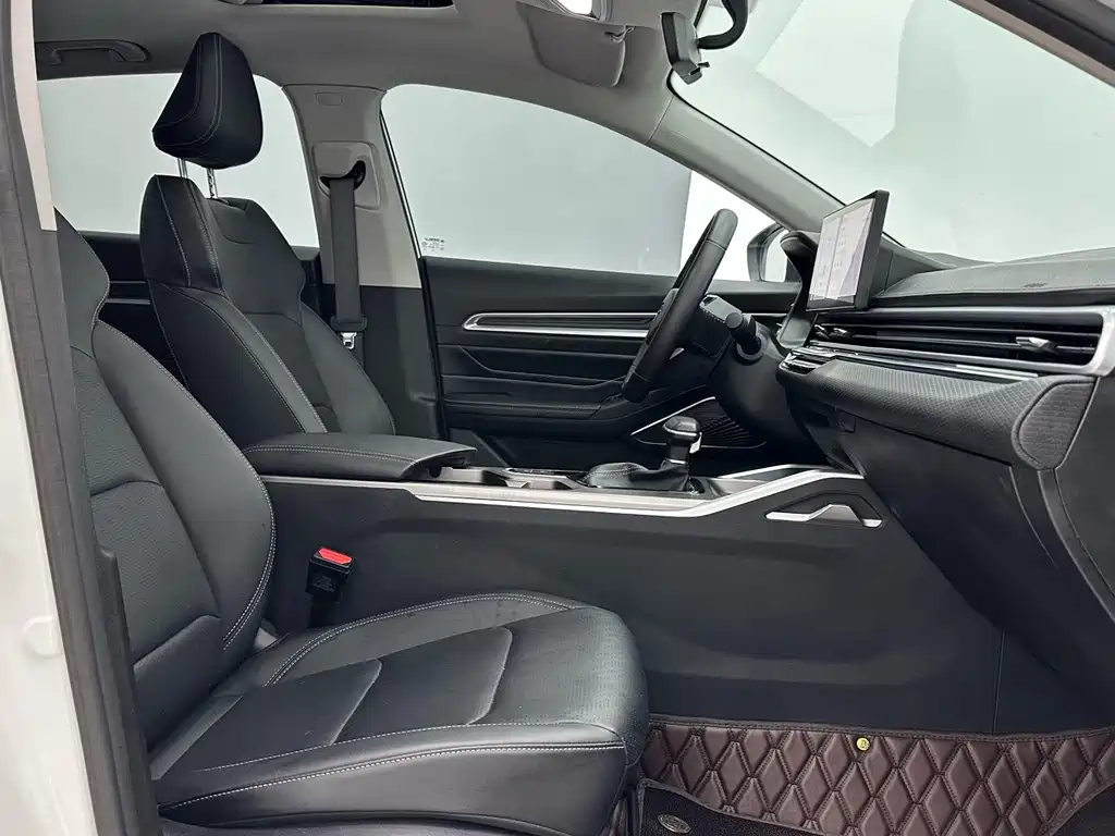 Geely Emgrand — миниатюра 9