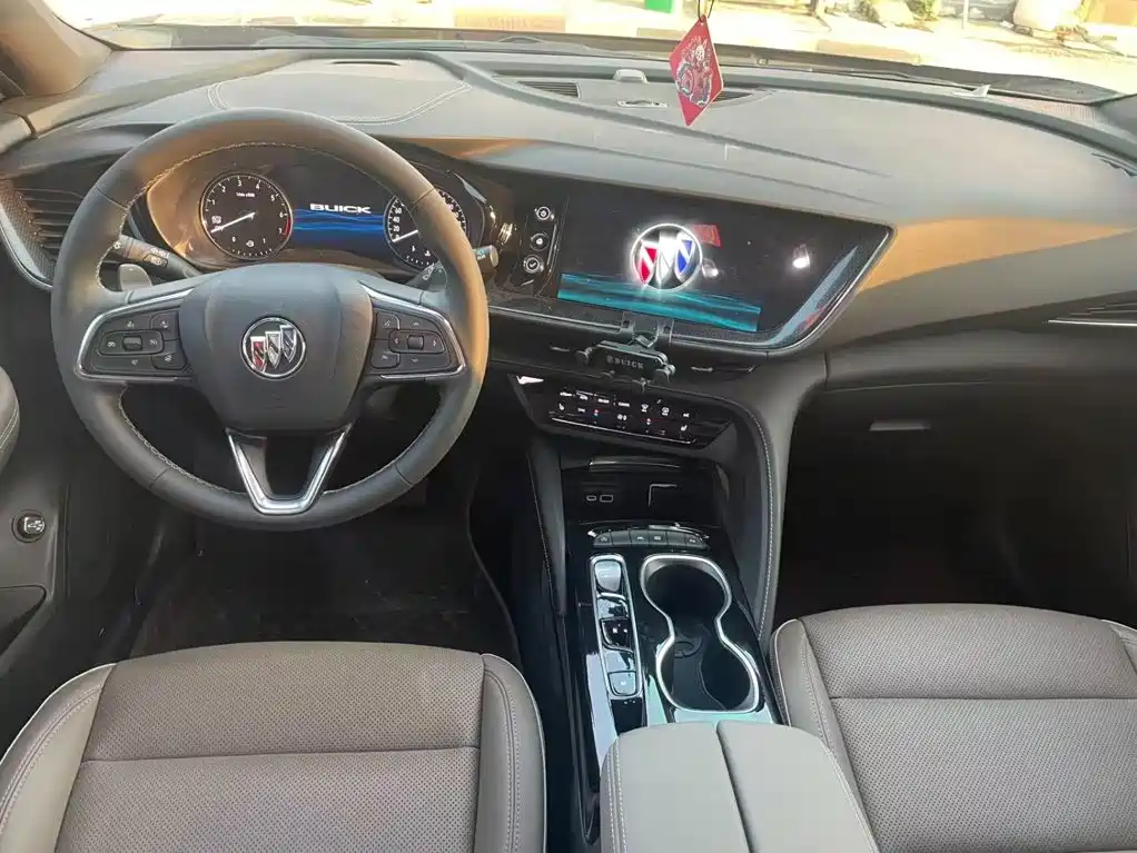 Buick Envision Plus — миниатюра 7