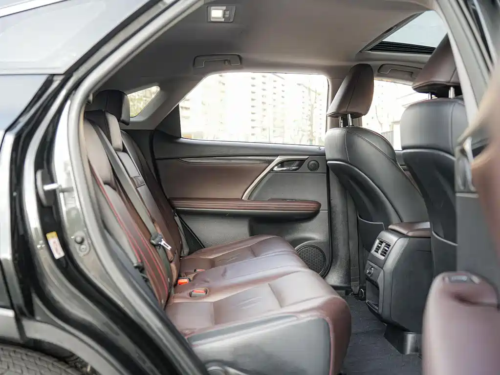Lexus RX — миниатюра 14