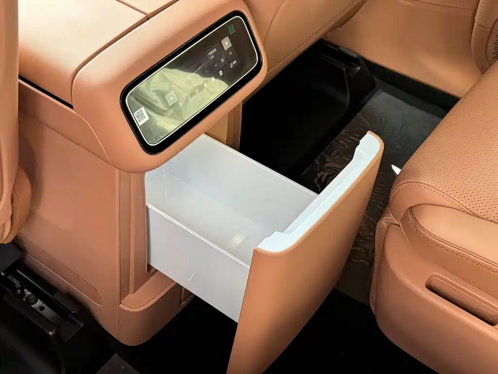Leapmotor Leapmotor D19 — миниатюра 15