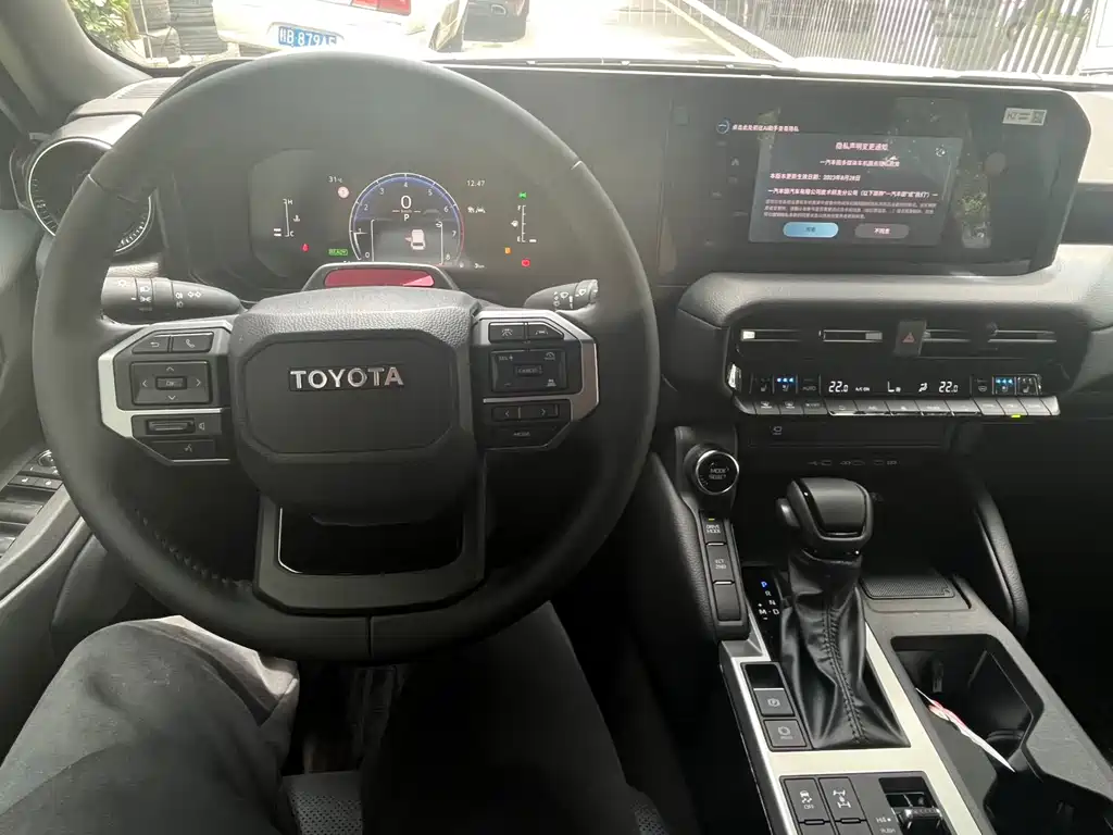 Toyota Land Cruiser Prado 2026 2.4T TX 5 мест