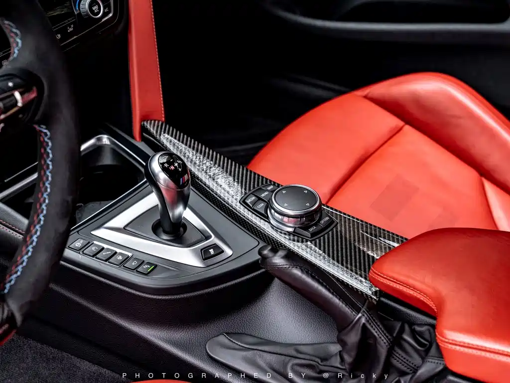 BMW M4 — миниатюра 6