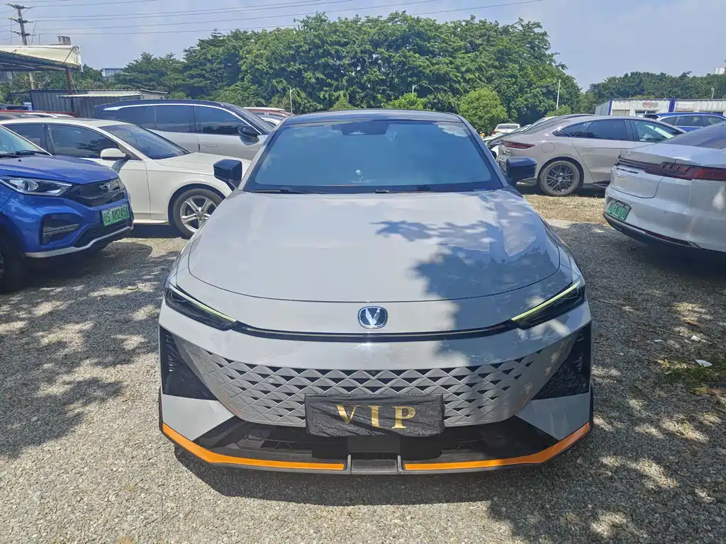 Changan UNI-V — миниатюра 2
