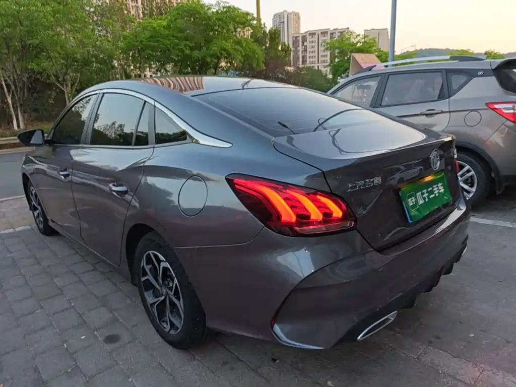 MG MG5 — миниатюра 5