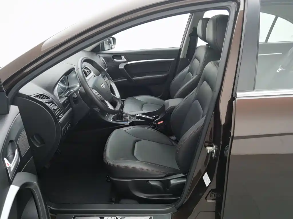 Geely Emgrand — миниатюра 10