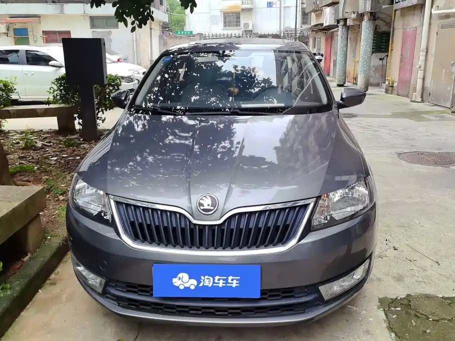 Skoda Rapid — миниатюра 2