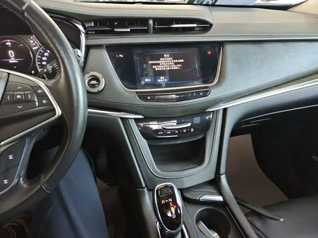 Cadillac XT5 — миниатюра 13