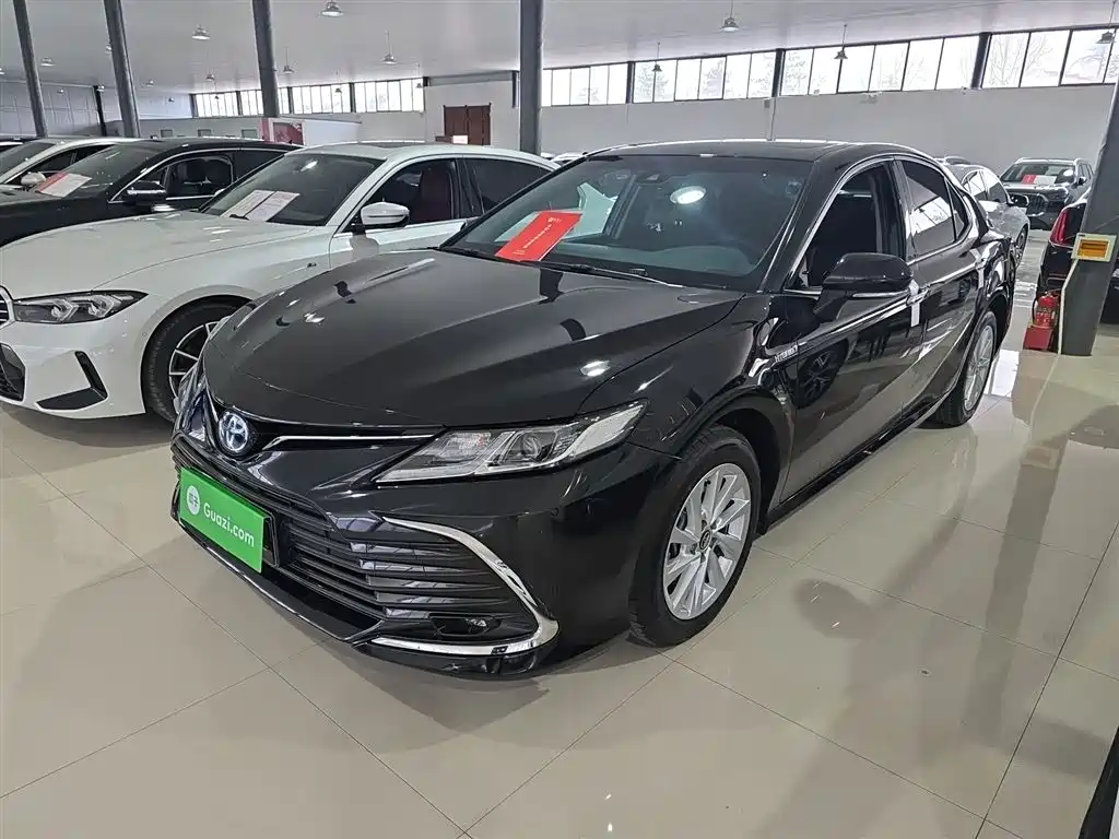 Toyota Camry 2023