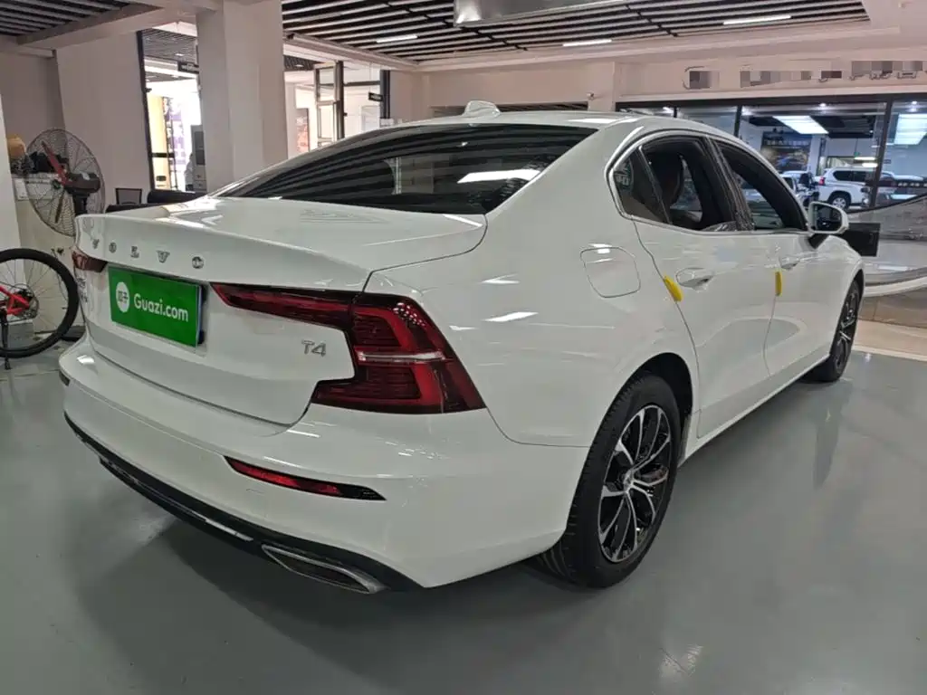 Volvo S60 — миниатюра 7