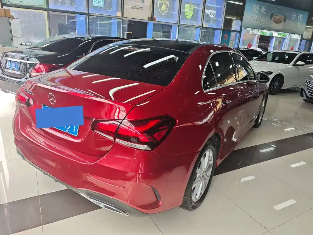 Mercedes-Benz A-Class — миниатюра 10