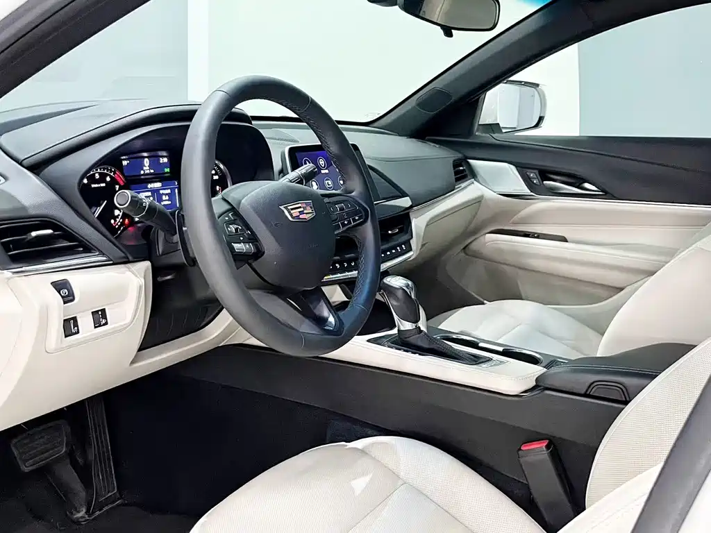 Cadillac CT4 — миниатюра 7