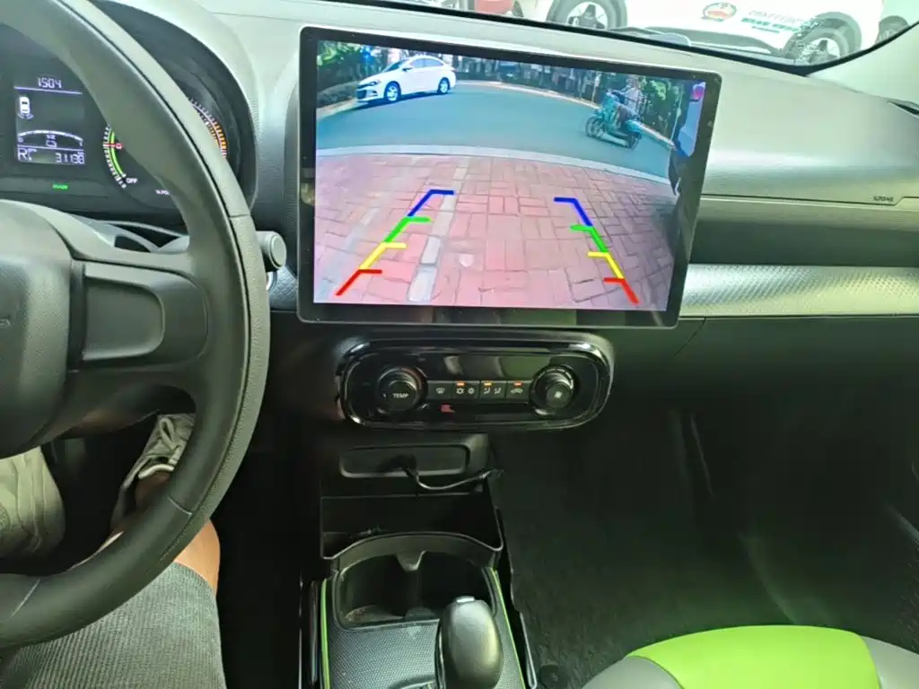 Roewe Clever — миниатюра 13
