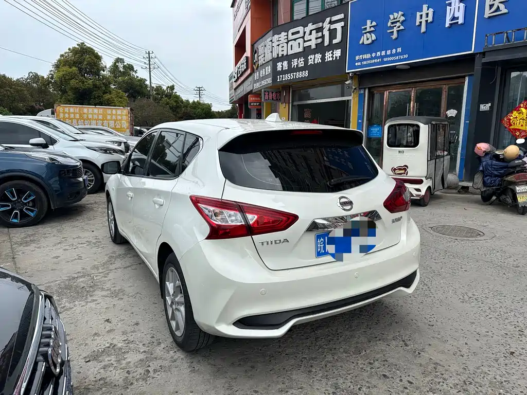 Nissan Tiida 2023 1.6L CVT
