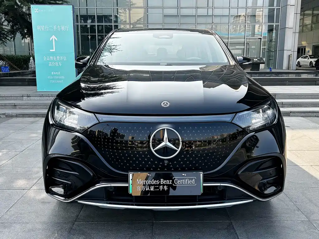 Mercedes-Benz EQE SUV — миниатюра 4