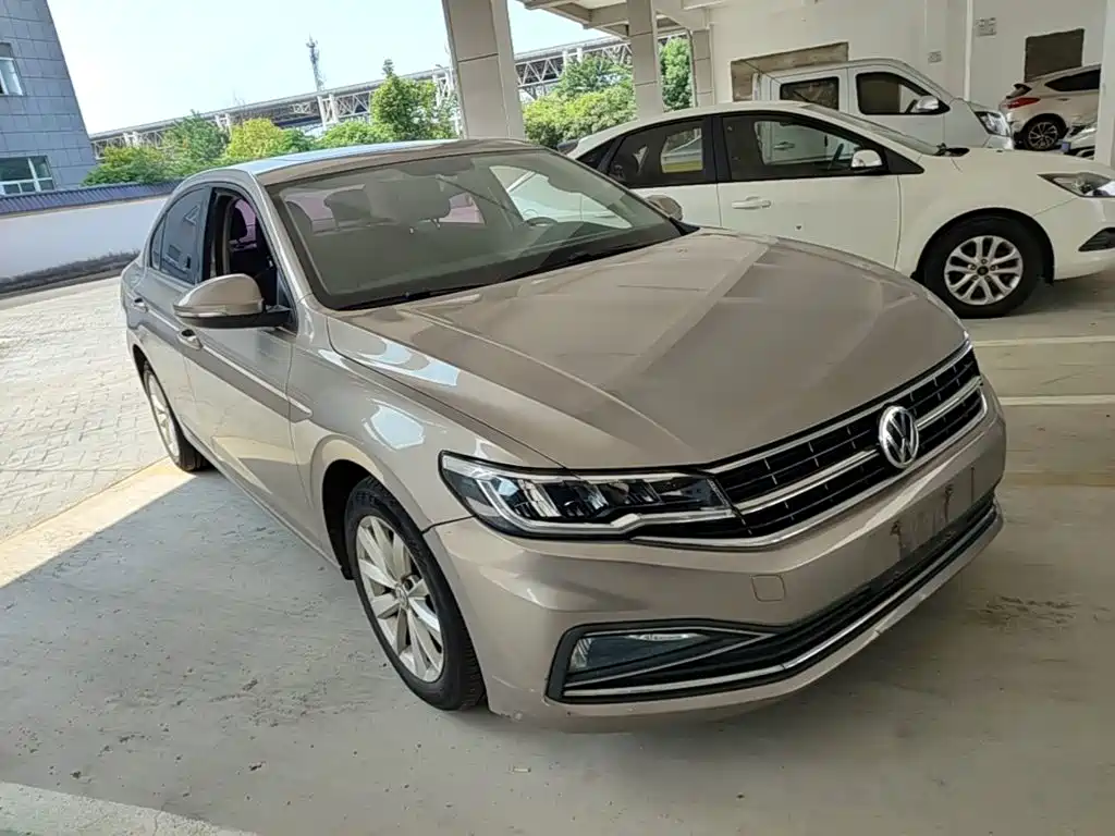 Volkswagen Bora — миниатюра 4