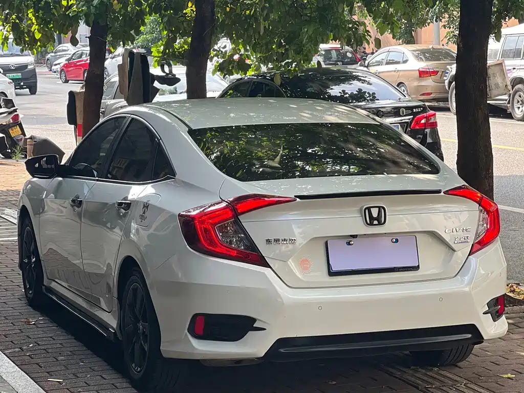 Honda Civic — миниатюра 3