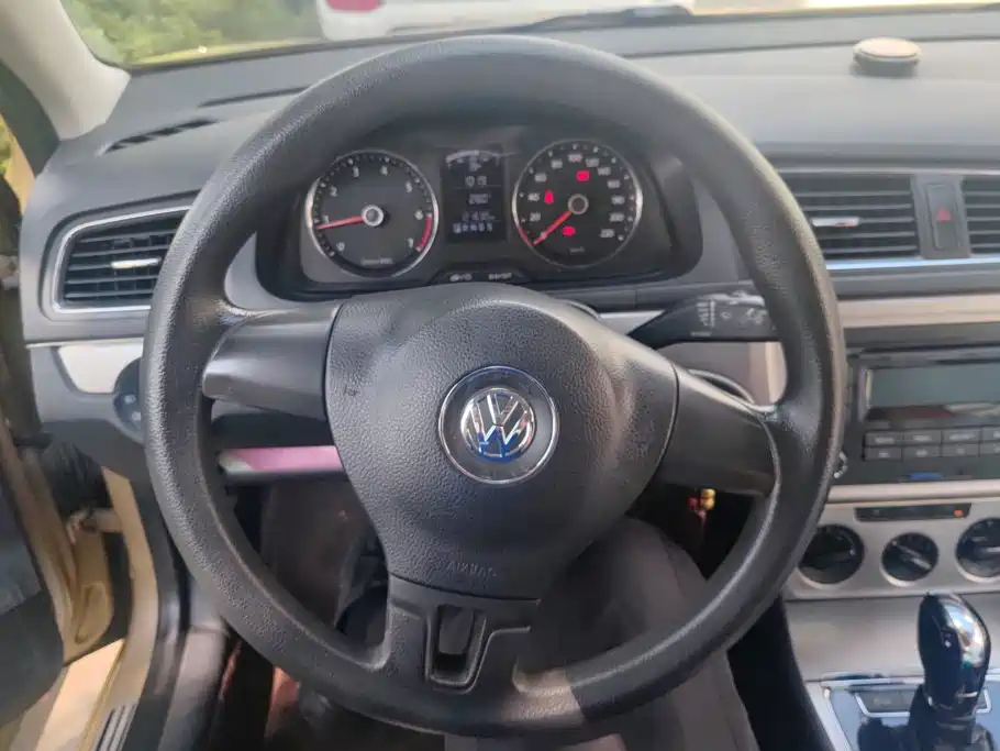 Volkswagen Lavida — миниатюра 15
