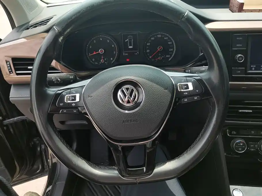 Volkswagen Tharu — миниатюра 15