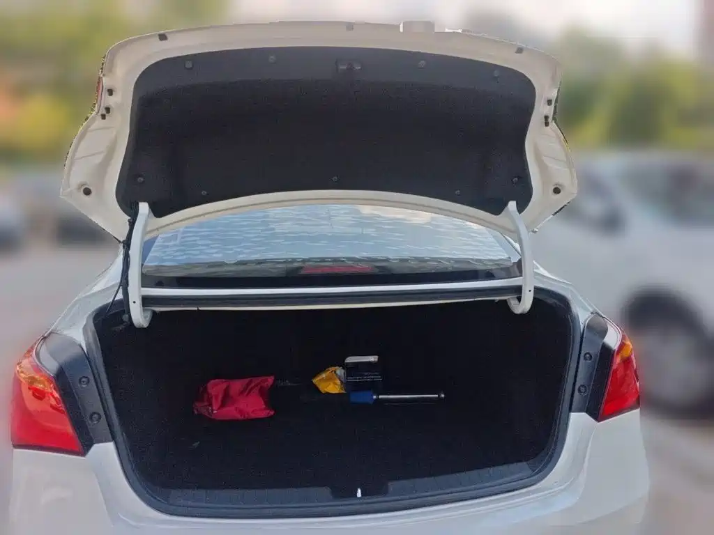 Hyundai Mistra — миниатюра 15