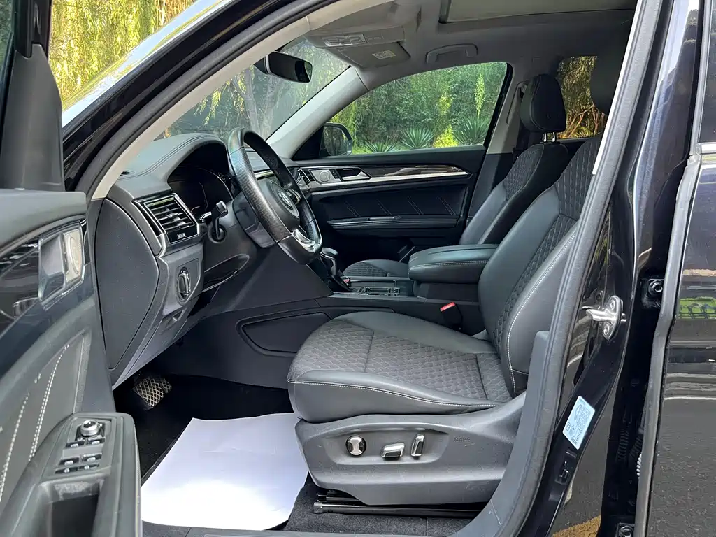 Volkswagen Teramont — миниатюра 7