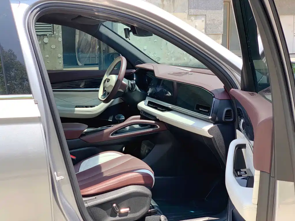 Geely Xingyue L — миниатюра 6