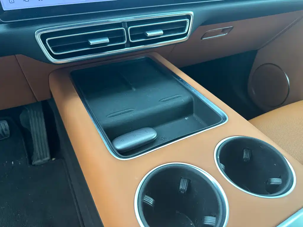 Li Auto Li L7 — миниатюра 8