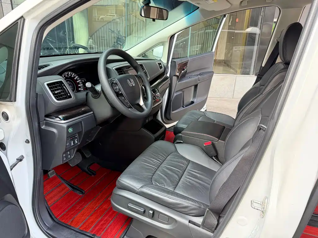 Honda Odyssey — миниатюра 8