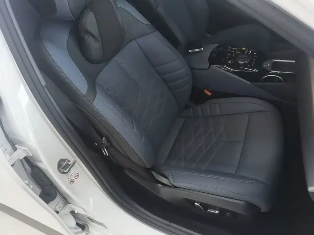 BMW i5 — миниатюра 25
